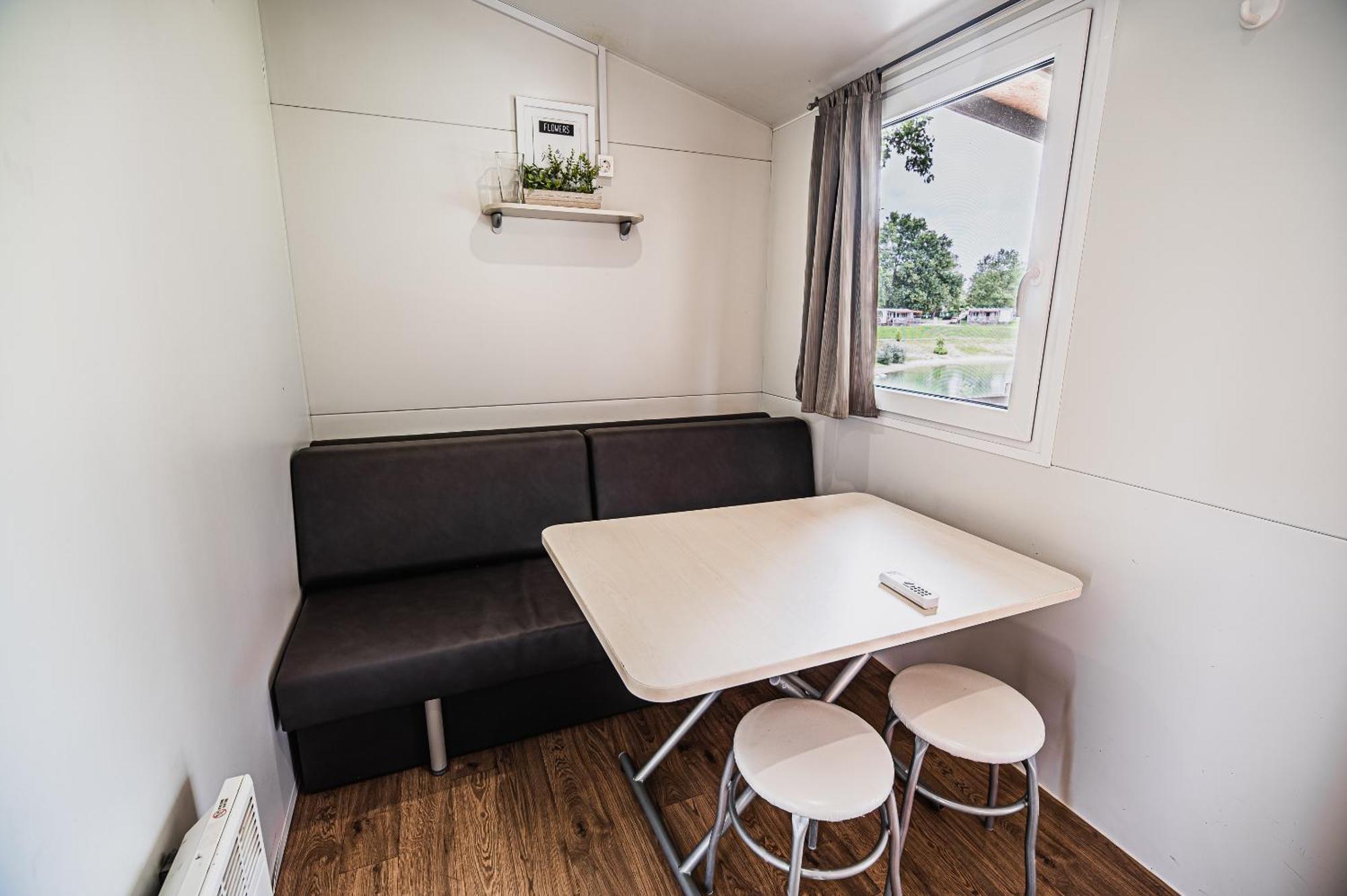 Lake View Mobile Homes With Thermal Riviera Tickets In Terme Catez Catez ob Savi Habitación foto