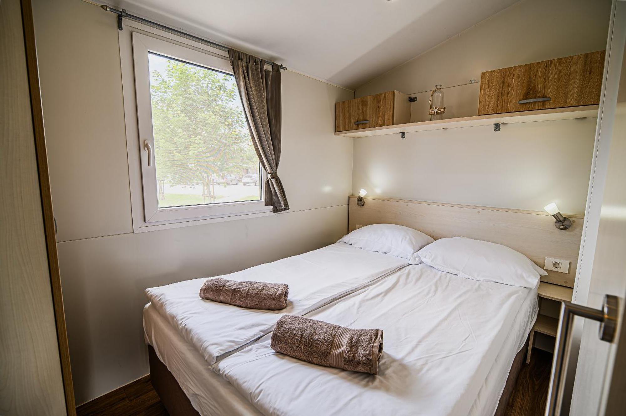 Lake View Mobile Homes With Thermal Riviera Tickets In Terme Catez Catez ob Savi Habitación foto