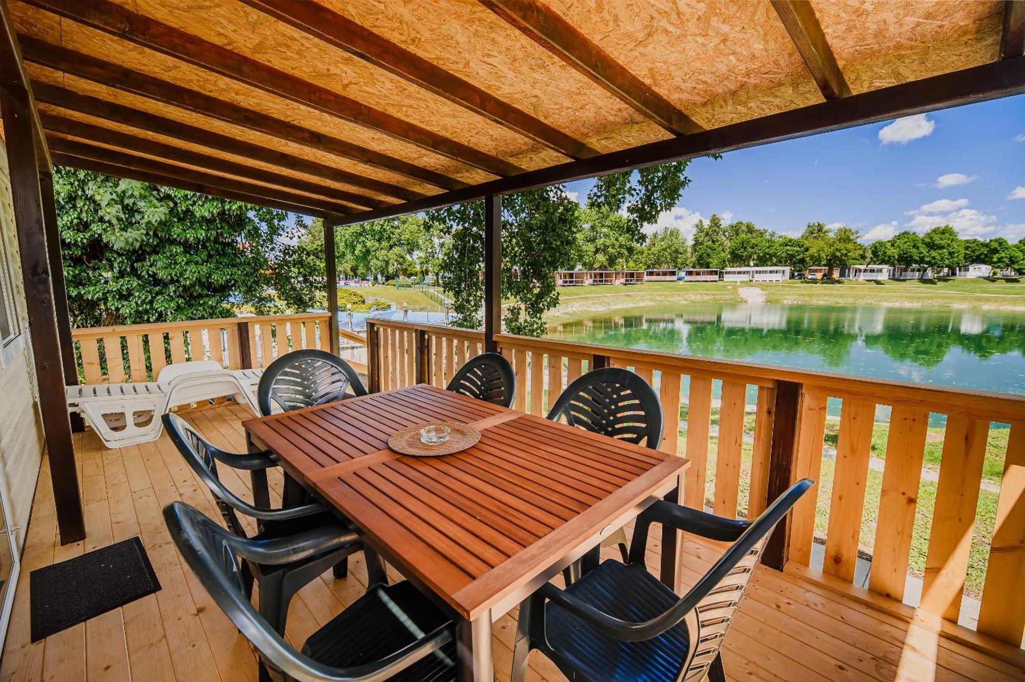 Lake View Mobile Homes With Thermal Riviera Tickets In Terme Catez Catez ob Savi Habitación foto