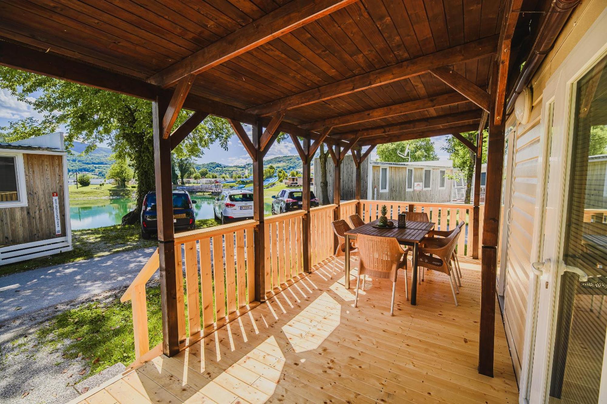 Lake View Mobile Homes With Thermal Riviera Tickets In Terme Catez Catez ob Savi Habitación foto